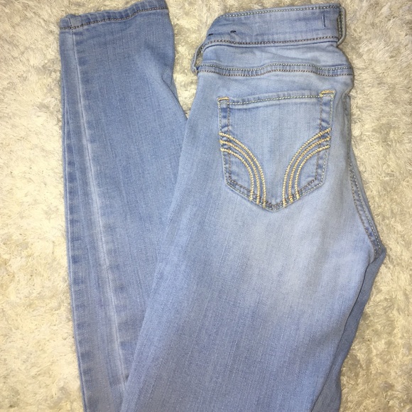 size 00 hollister skinny jeans