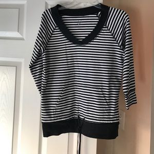 Gray and white sweatshirt