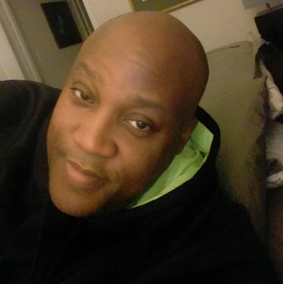 Meet your Posher, Tony - Picture 3 of 4