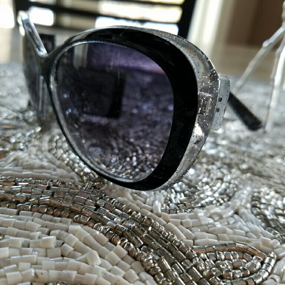 NWT SIGNATURE STUDIO Black/Clear Sunglasses - Picture 3 of 7