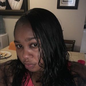 Meet your Posher, Manise