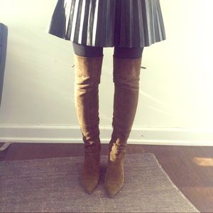 Also lace up over then knew suede boots 👢