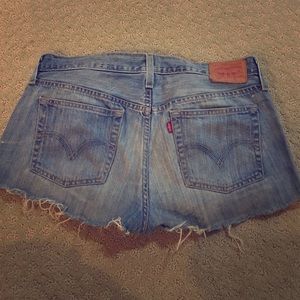501 Levi Jean shorts