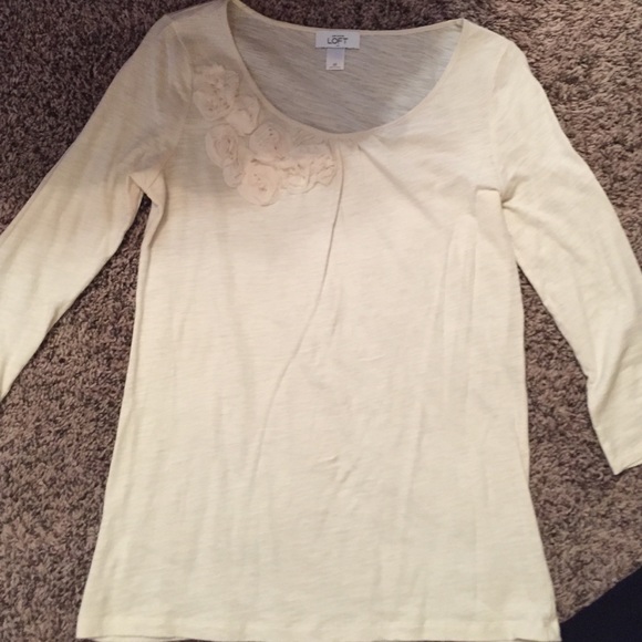 Loft bundle cream & black tops!! - Picture 3 of 4