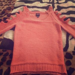 Medium Bebe Sweater!!