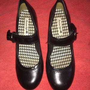 Black low heel strap heels