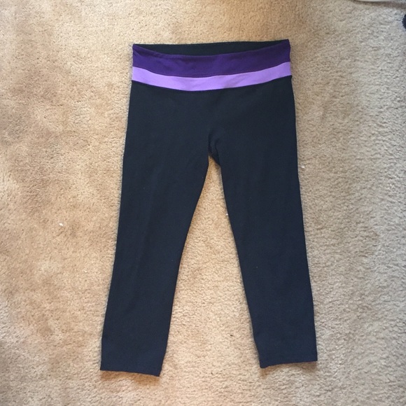 Lululemon Wunder Under Crop full on Luon