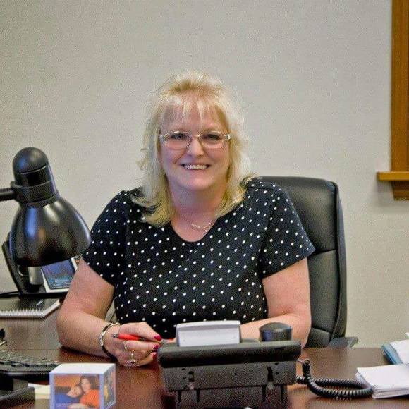 Meet your Posher, Kathy - Picture 1 of 1