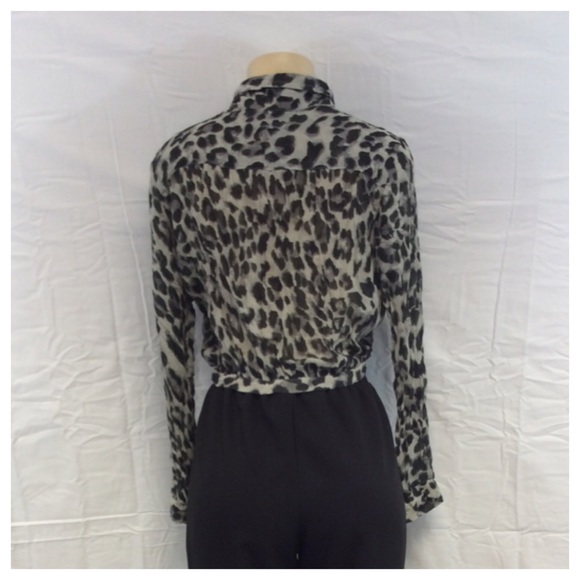 MINE BUTTON DOWN LADIES TOP - Picture 2 of 4