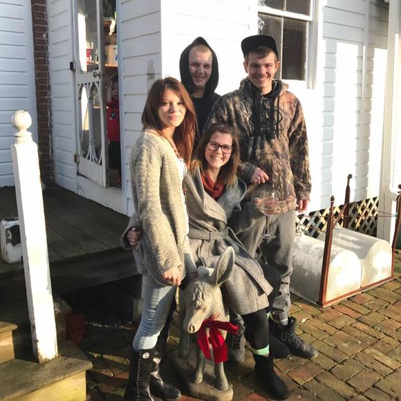 Meet your Posher, Beverly