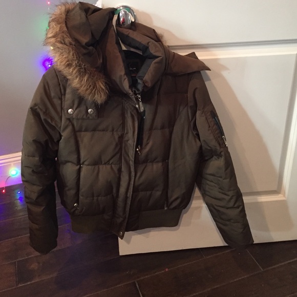 Hunter green ski jacket