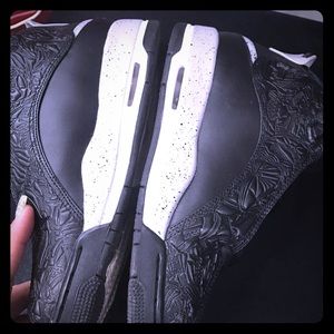 Jordan dub zeros size 6
