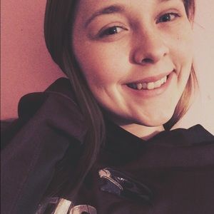 Meet your Posher, Briana