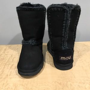Mou shearling boots