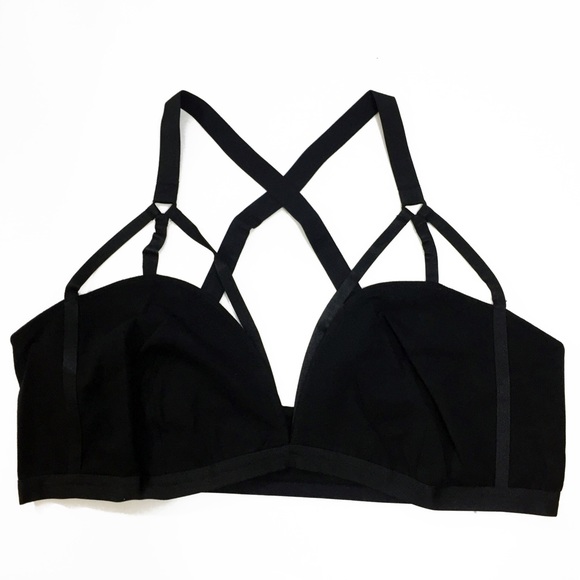 LAST 1! {Plus} Bondage Strappy Cross Bralette #633 - Picture 3 of 4