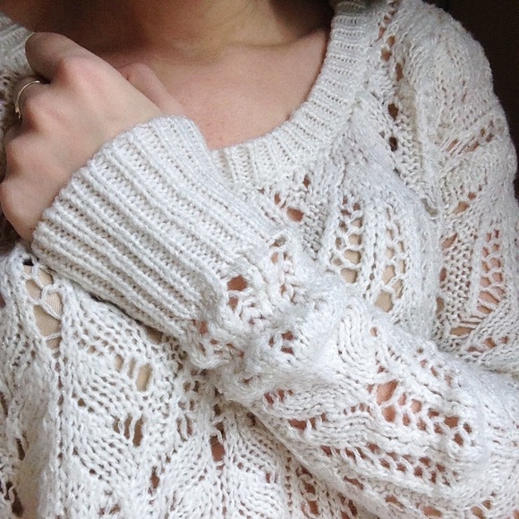Decree white loose knit sweater