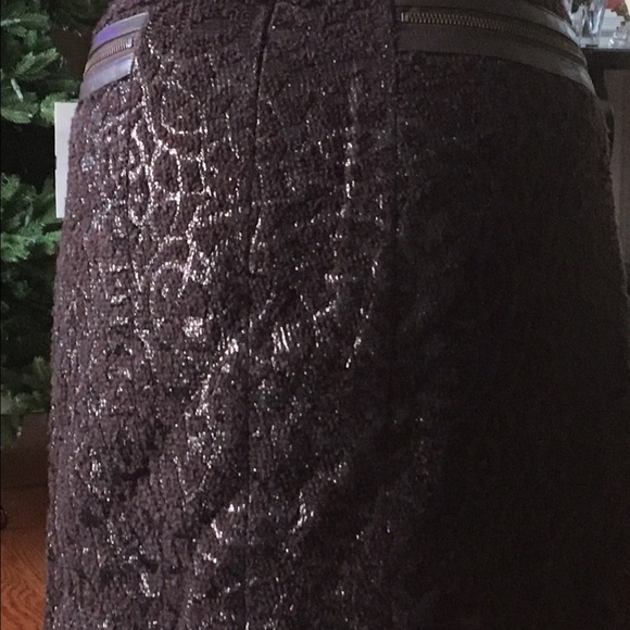 Gorgeous brown skirt by Teri Jon - Picture 2 of 4