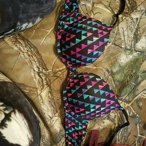 Victoria Secret PINK Bra 🚫SOLD🚫