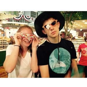 Meet your Posher, Adam