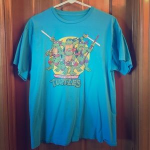 Teenage mutant ninja turtles T-shirt, medium