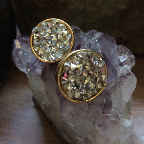 Silver Faux Druzy Stud Earrings 💎