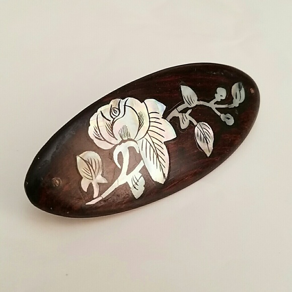 *SOLD* Vintage Wooden Barrette
