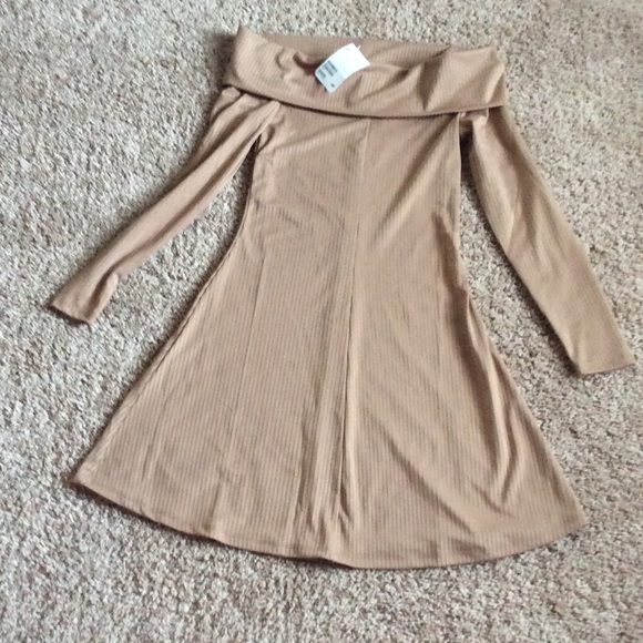 Cute gold long sleeve off the shoulder dress