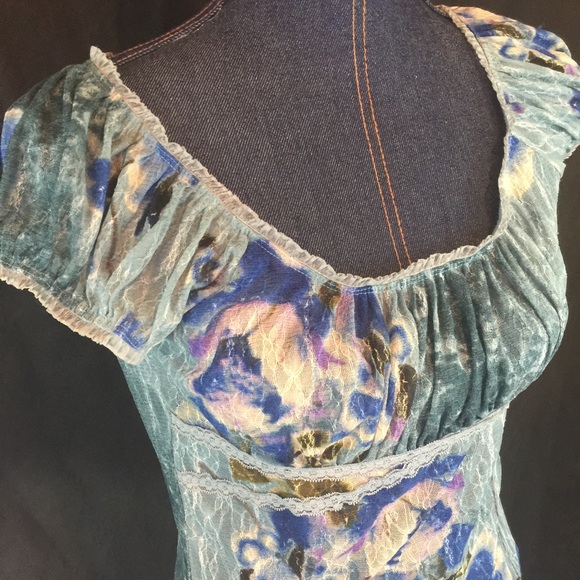Wet Seal Lacy Blue Top -Large