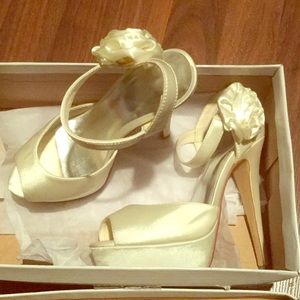 Bridal shoes