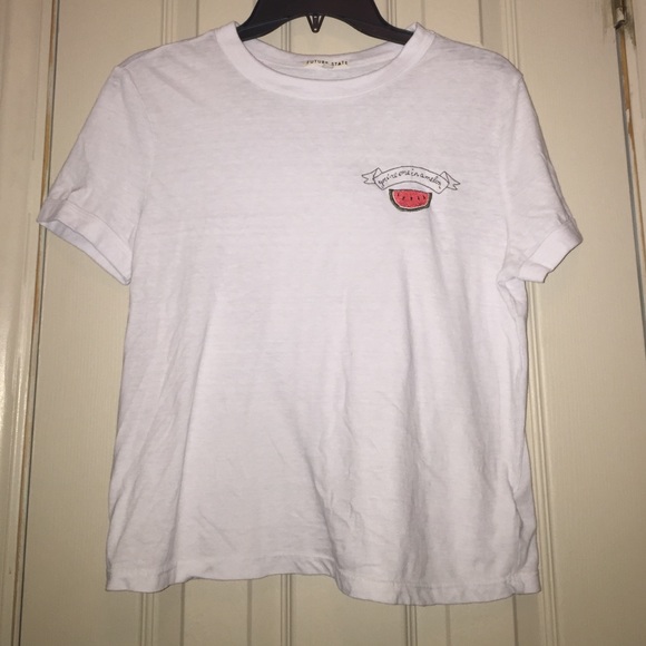 Crop top tee