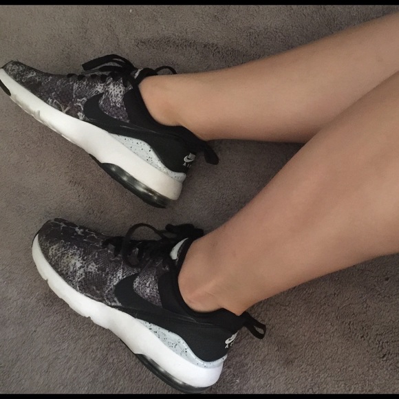 Nike Air Max Siren