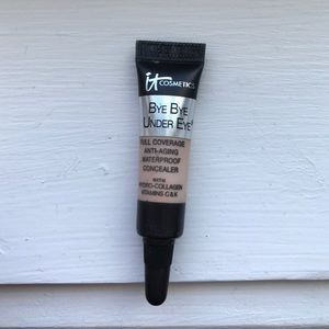 It cosmetics Bye Bye under eye travel size