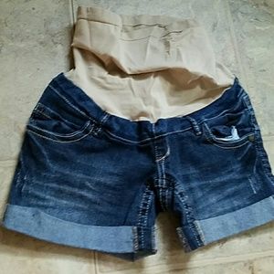 Wallflower Maternity Jean Shorts