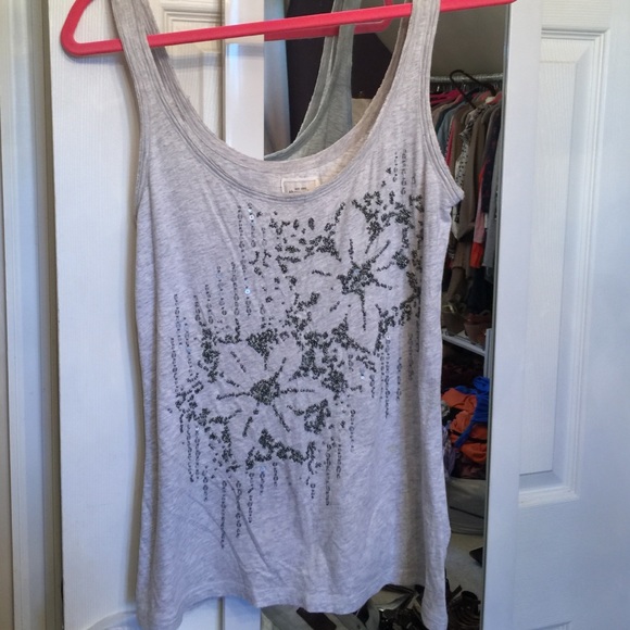 $5 bundled Abercrombie & Fitch floral beaded tank - Picture 1 of 4