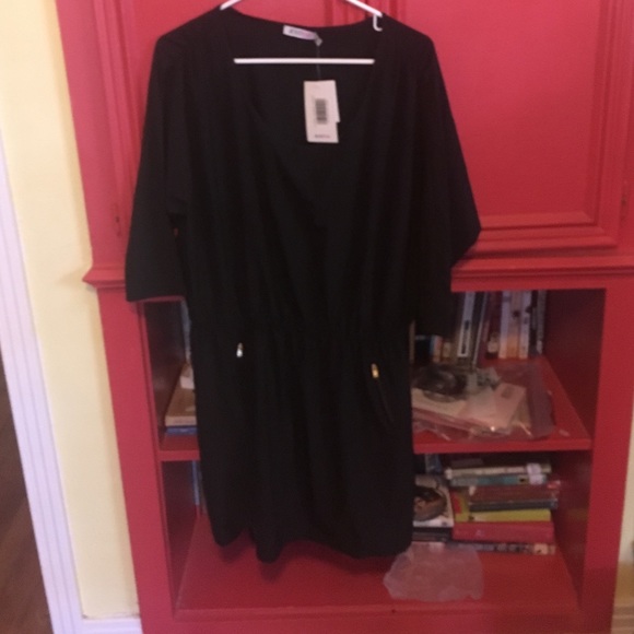 JustFab Dresses & Skirts - Black dress