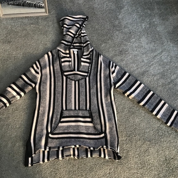long sleeve/hoodie