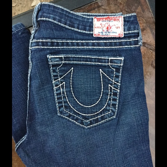 True Religion Ladies Skinny Jeans 31 x 28 Mid-Rise