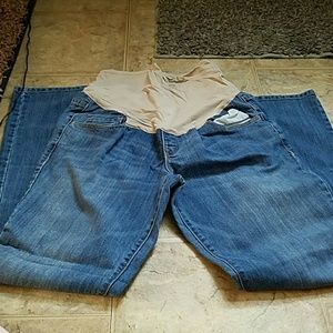 Old Navy Maternity Jean