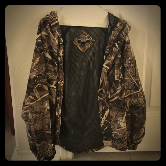 Large Gander Mountain Camo Jacket