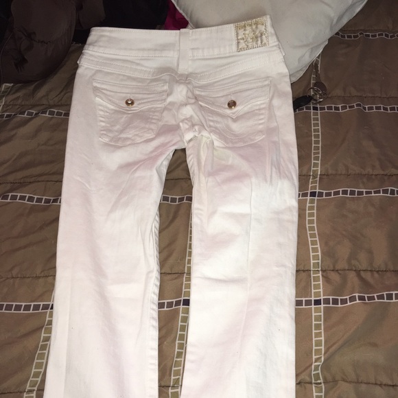 True religion woman jeans . Ships out the next day