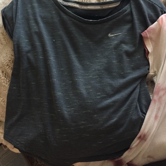 Bundle - Picture 2 of 4