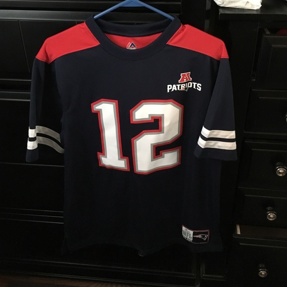 pats shirt a very comfy material - Picture 1 of 1