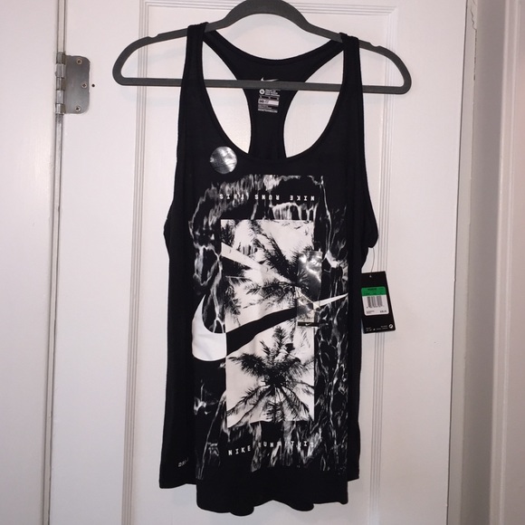 Nike Dri-Fit Graphic Tank