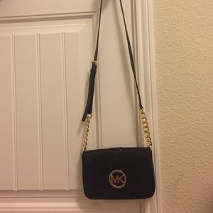 michael kors fulton black crossbody