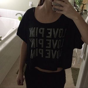 Black boxy tshirt from pink