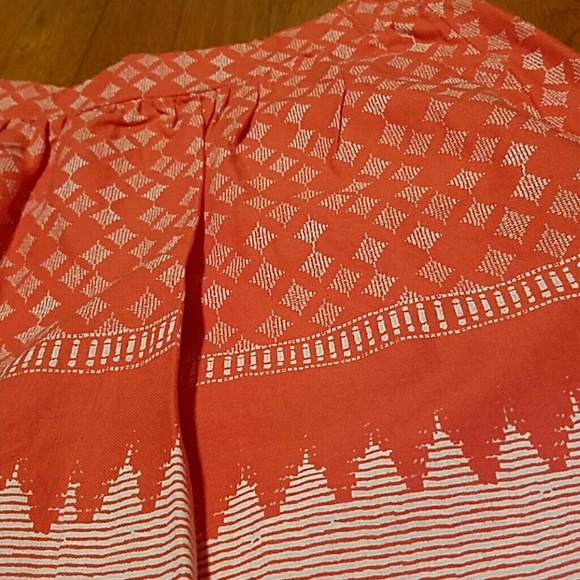 NWT! Old Navy skirt size small! Orange & white! - Picture 2 of 4