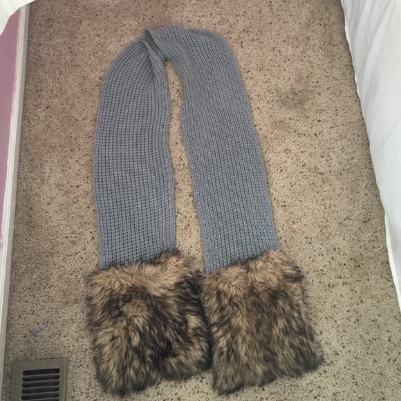 Michael Kors faux fur pocket scarf