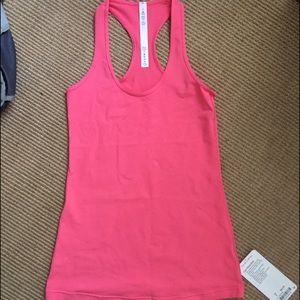 Lulu lemon workout top
