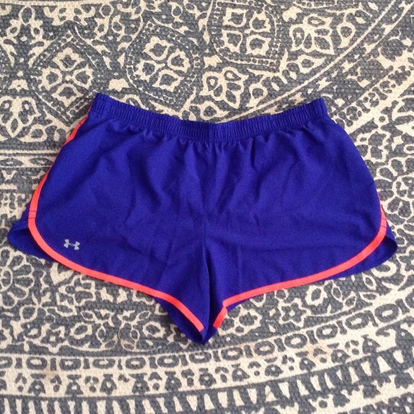 Under Armour athletic shorts - Picture 1 of 3