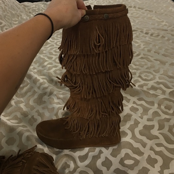 5 tier Minnetonka boots, worn one time